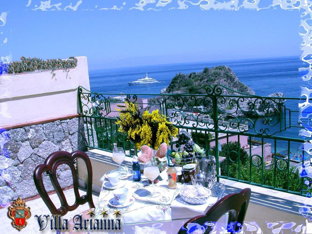 Arianna 3* Taormina